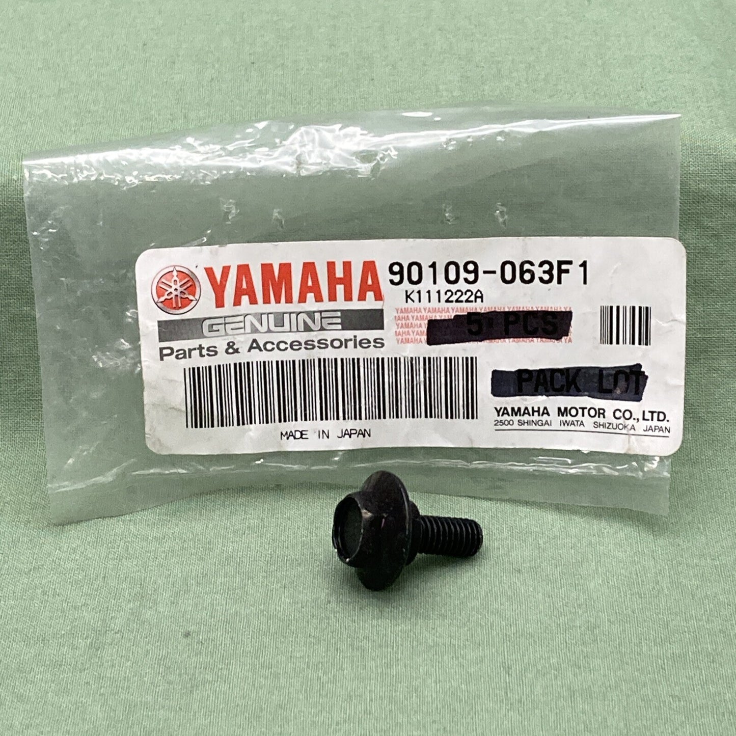 NEW GENUINE YAMAHA 90109-063F1 SEAT - CARRIER Bolt