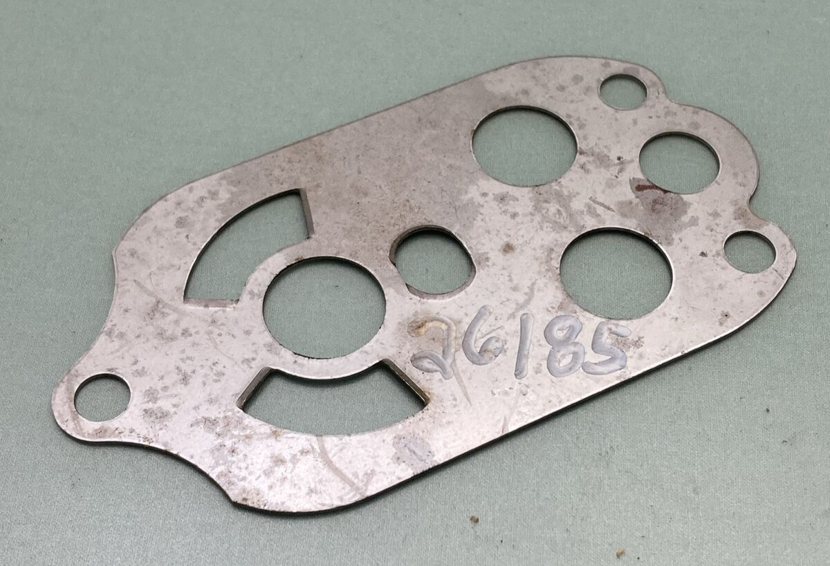 New QUICKSILVER 26185 PLATE