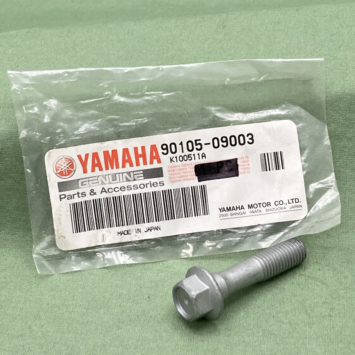 NEW GENUINE YAMAHA 90105-09003 CYLINDER Bolt, Flange