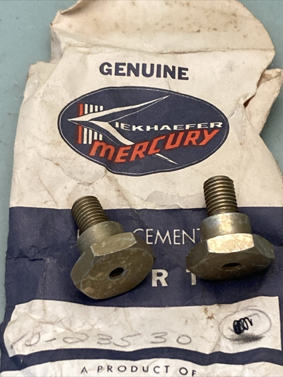 QTY 2 NEW GENUINE MERCURY QUICKSILVER 10-23530 SCREW