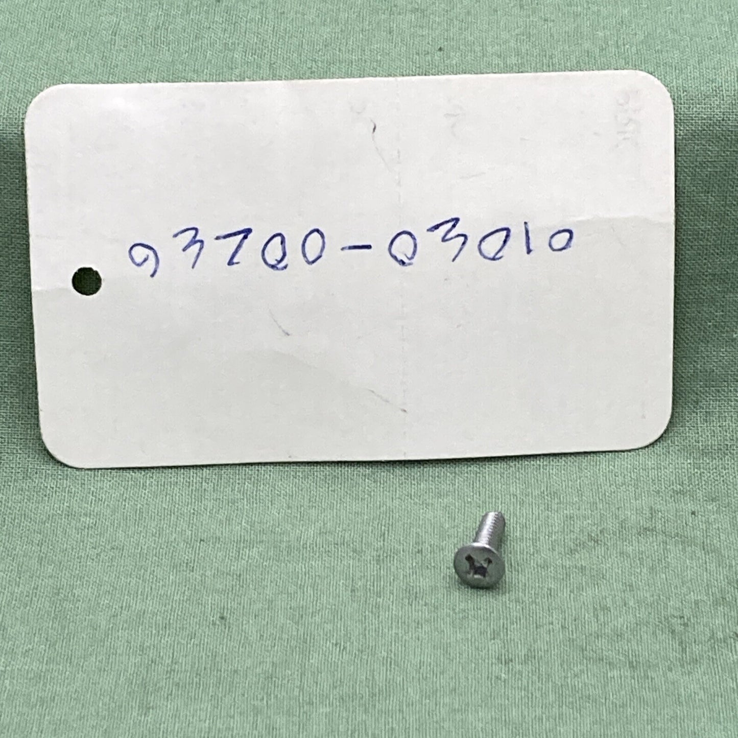 NEW REPLACES HONDA 93700-03010 HANDLEBAR SCREW, OVAL (3X10)