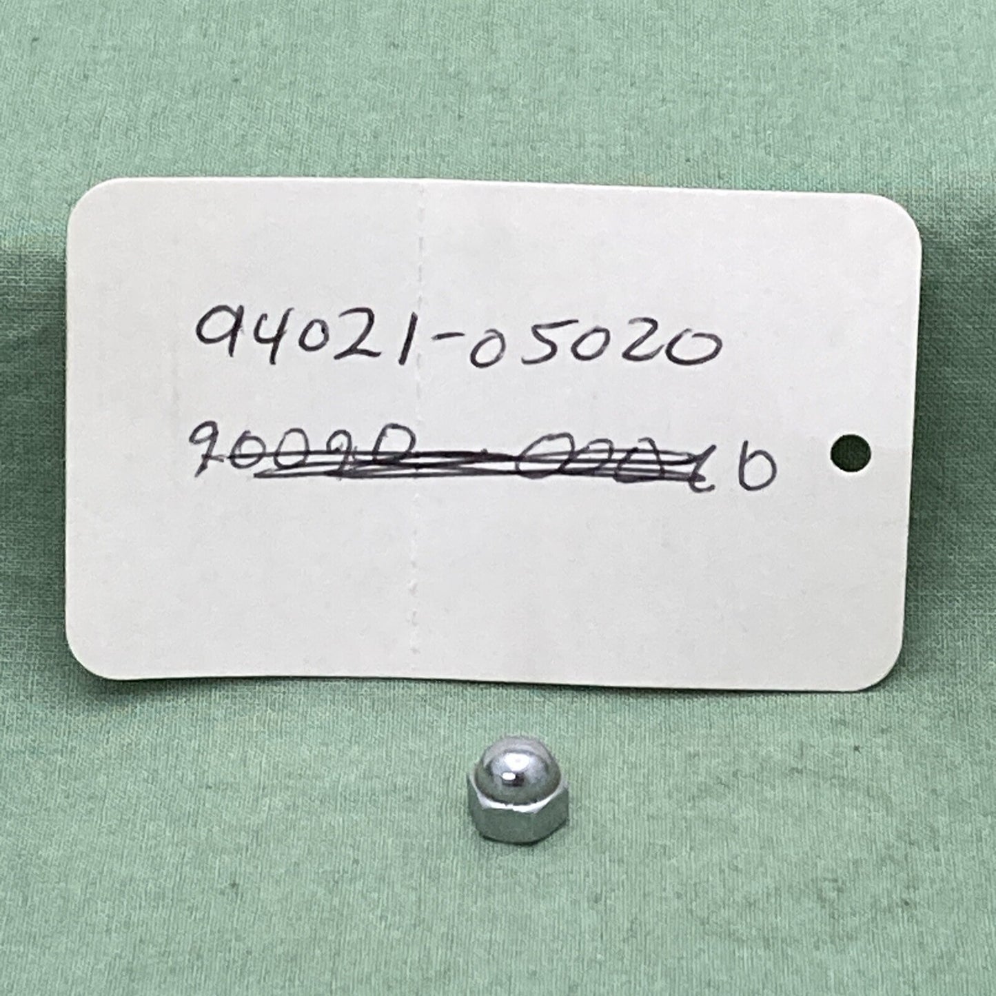 NEW REPLACES HONDA 94021-05020 TAILLIGHT Nut, Cap (5MM)