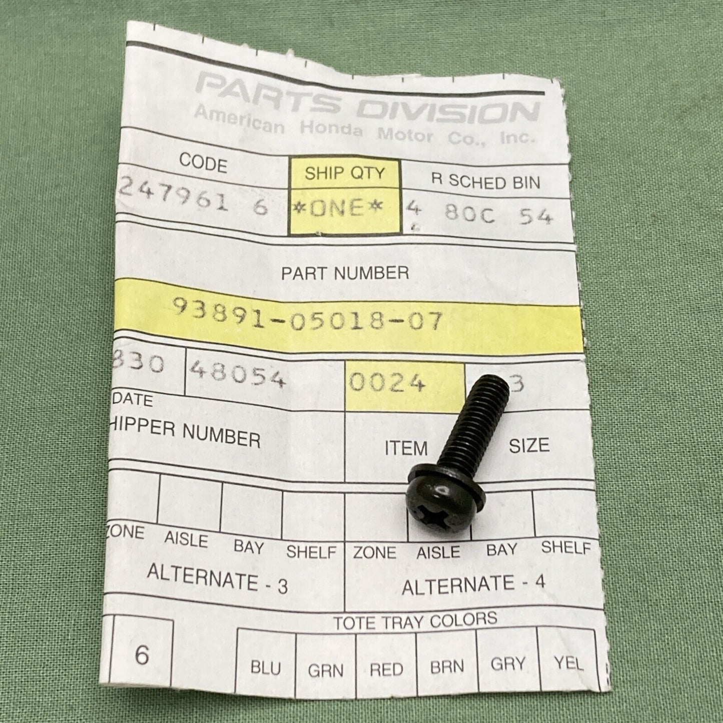 NEW GENUINE HONDA 93891-05018-07 EXHAUST MANIFOLD Screw - Washer (5X18)