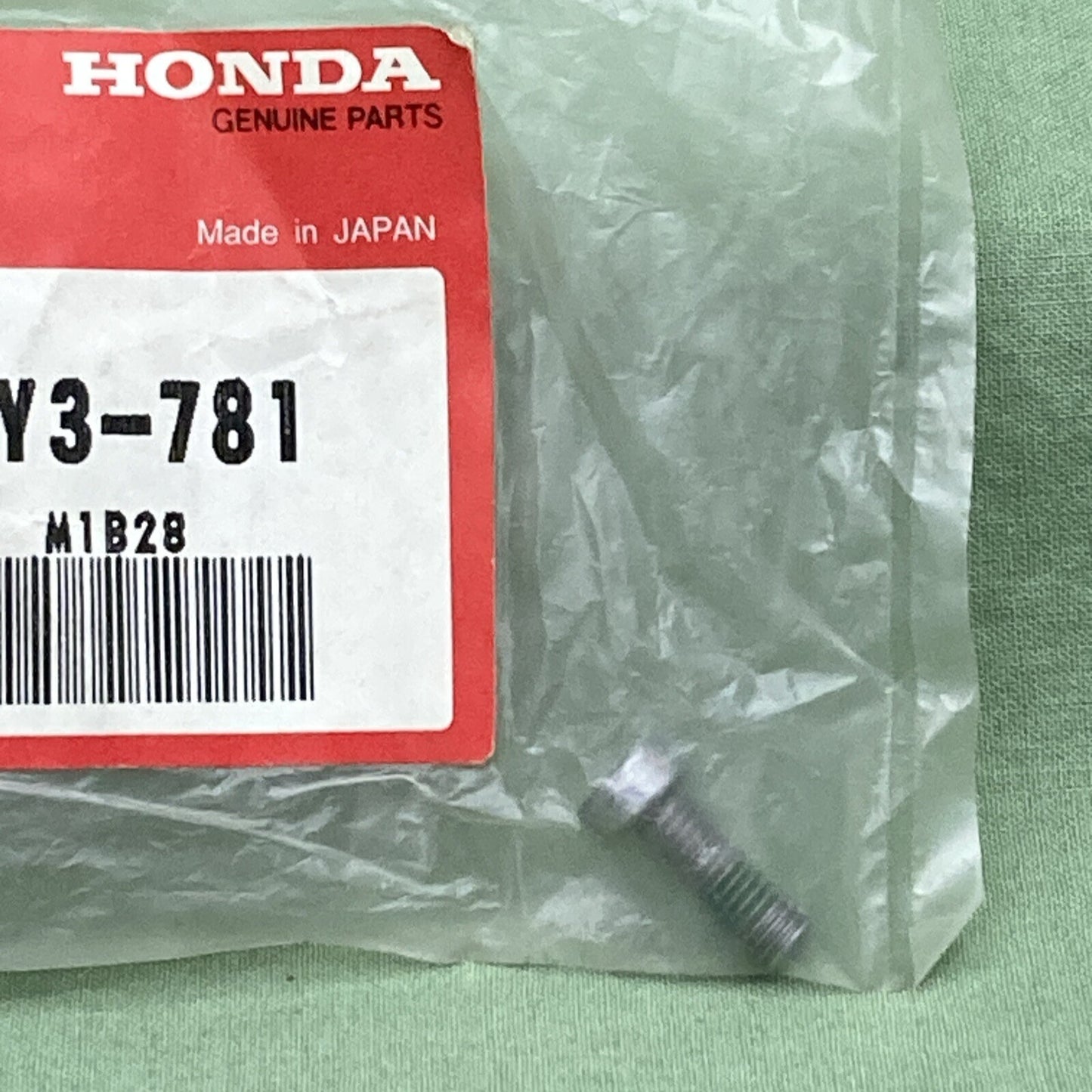 QTY 2 NEW GENUINE HONDA 90131-MY3-781 FRONT WHEEL Bolt, Torx (5X14)