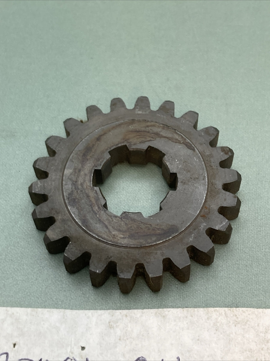 NEW REPLACES HONDA 23481-011-000 GEAR, COUNTERSHAFT TOP
