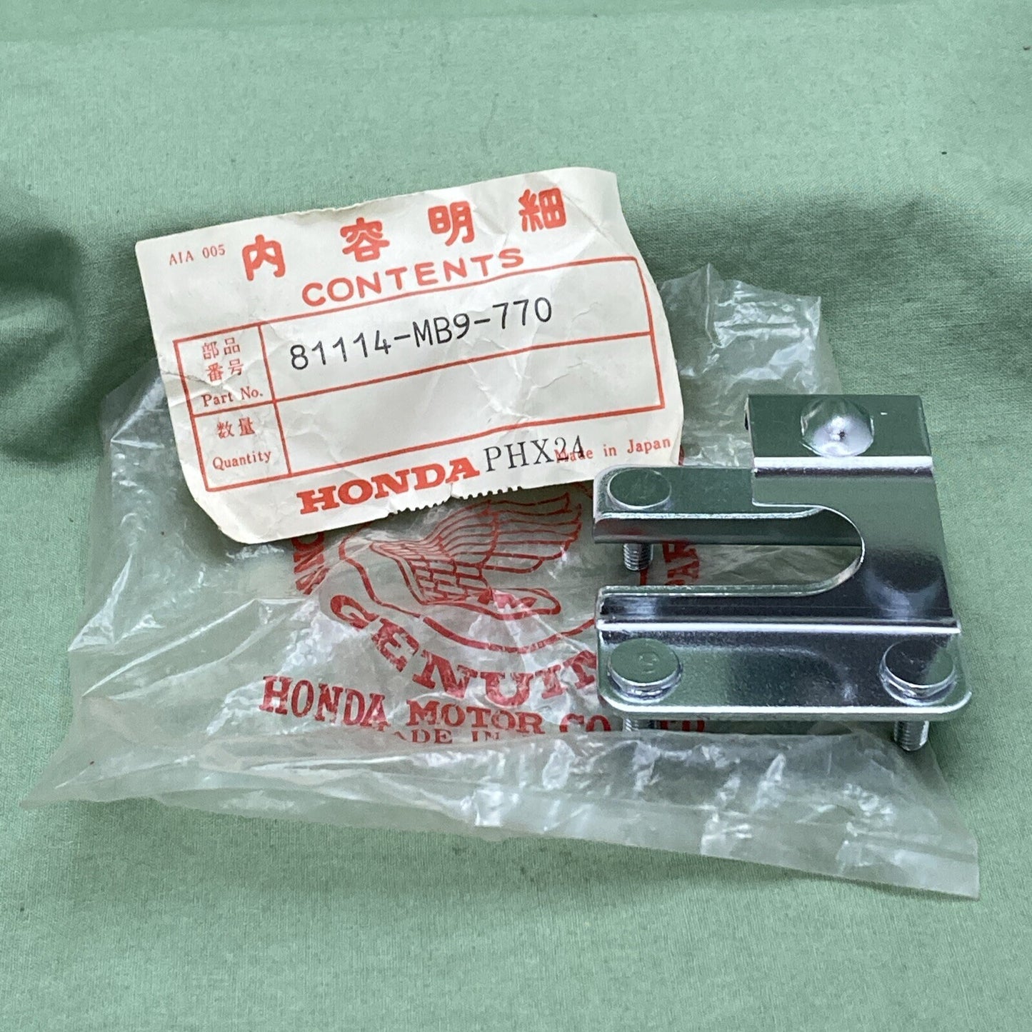 NEW GENUINE HONDA 81114-MB9-770 PLATE, TRUNK HOLDER