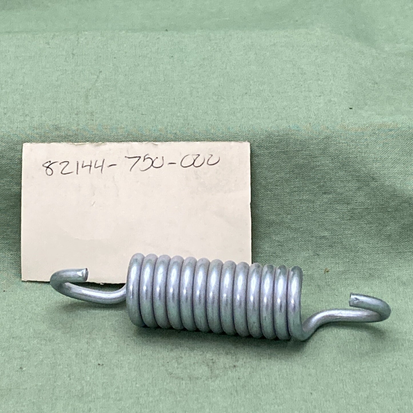 NEW REPLACES HONDA 82144-750-000 DISC SPRING, HINGE