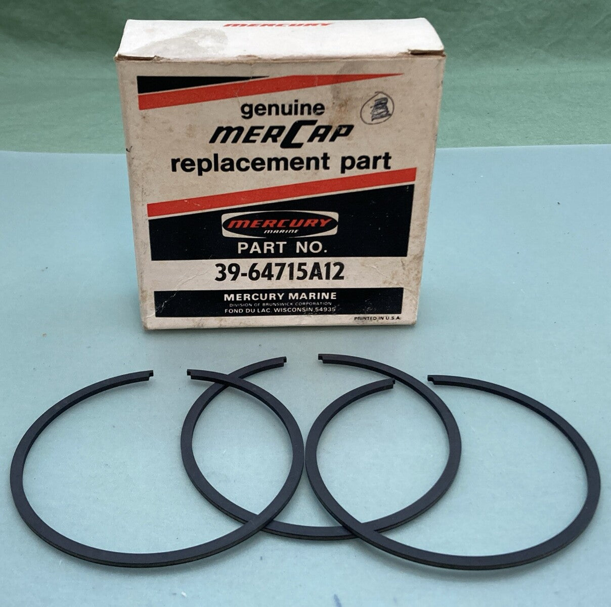 NEW GENUINE MERCURY QUICKSILVER 39-64715A12 PISTON RING SET