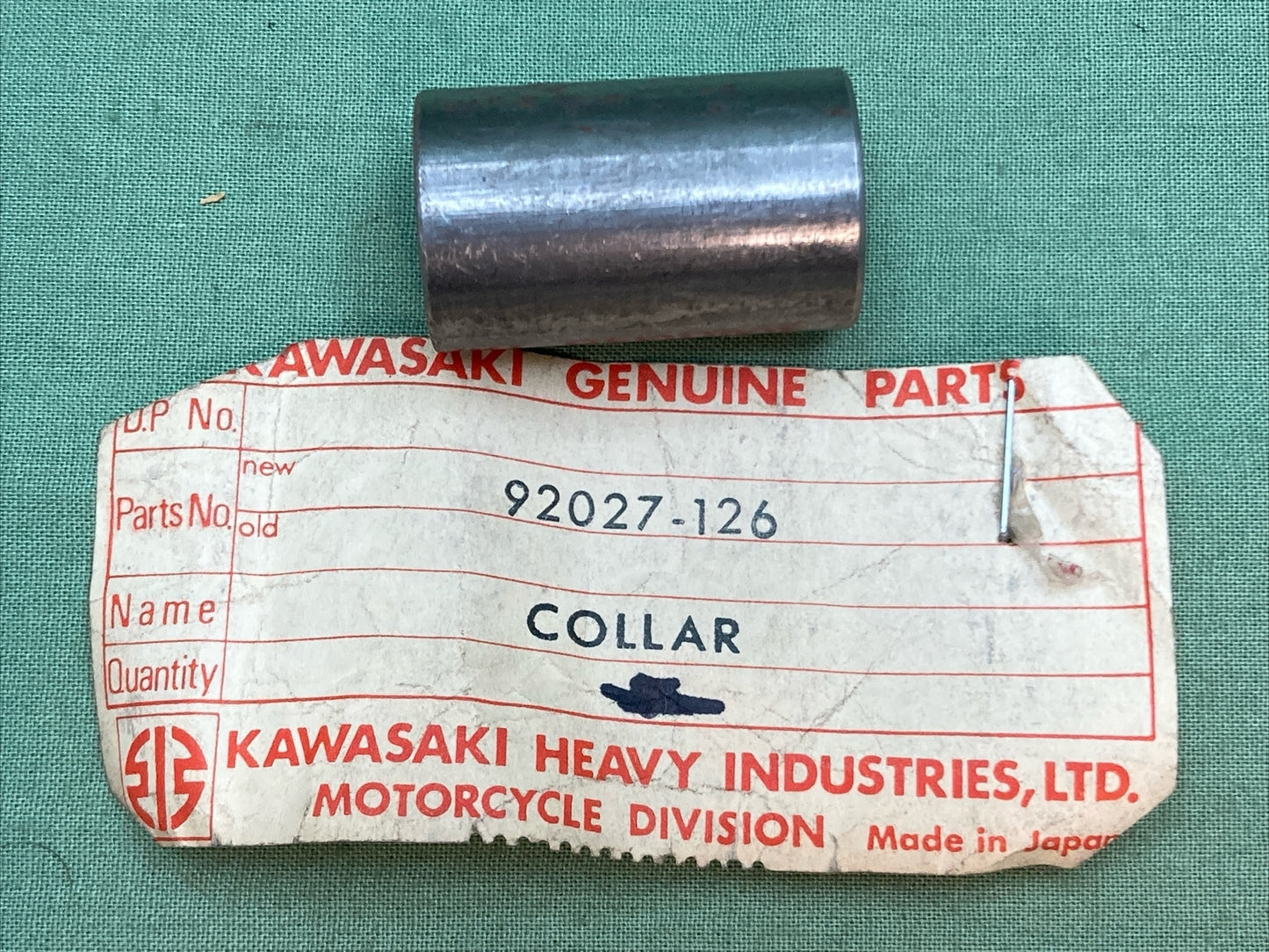NEW GENUINE KAWASAKI 92027-126 COLLAR, KICKSTARTER MECHANISM