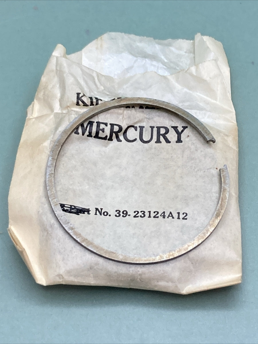 NEW GENUINE MERCURY QUICKSILVER 39-23124A12 PISTON RING SET