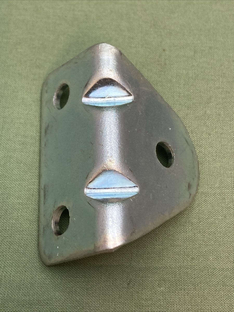 NEW GENUINE KAWASAKI 32052-1036 BRACKET,FUEL TANK FI