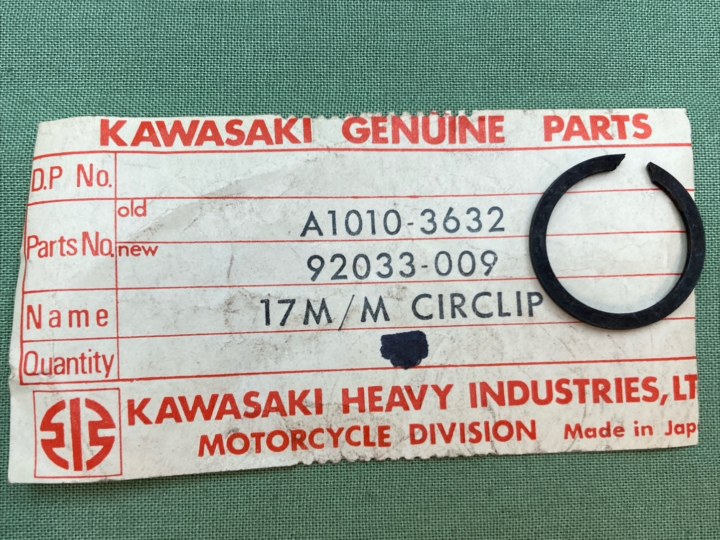 QTY 2 NEW GENUINE KAWASAKI 92033-009 CIRCLIP 17MM SUPERSEDS A1010-3632
