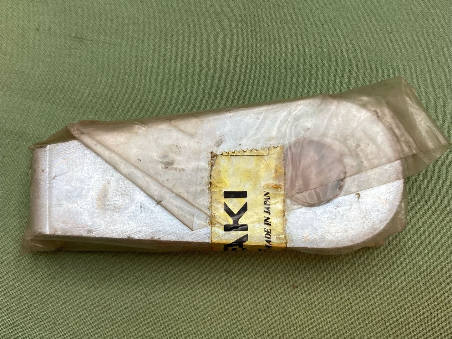 NEW GENUINE KAWASAKI 33040-018 ADJUSTER CHAIN L.H