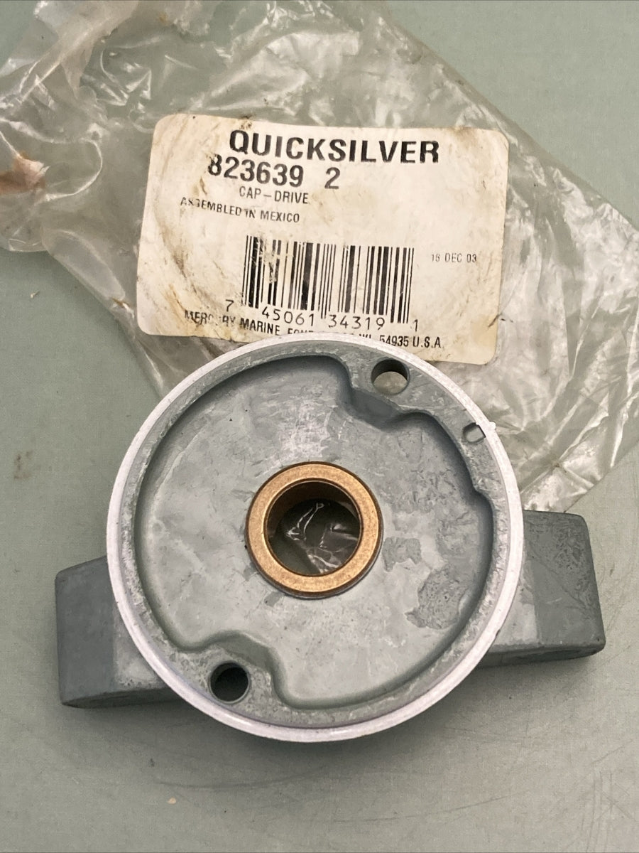 NEW GENUINE MERCURY QUICKSILVER 823639 2 DRIVE CAP