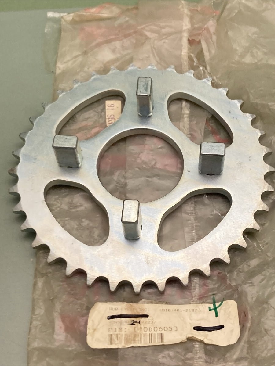 NEW GENUINE SUNSTAR 2-102237 37 TOOTH STEEL REAR SPROCKET