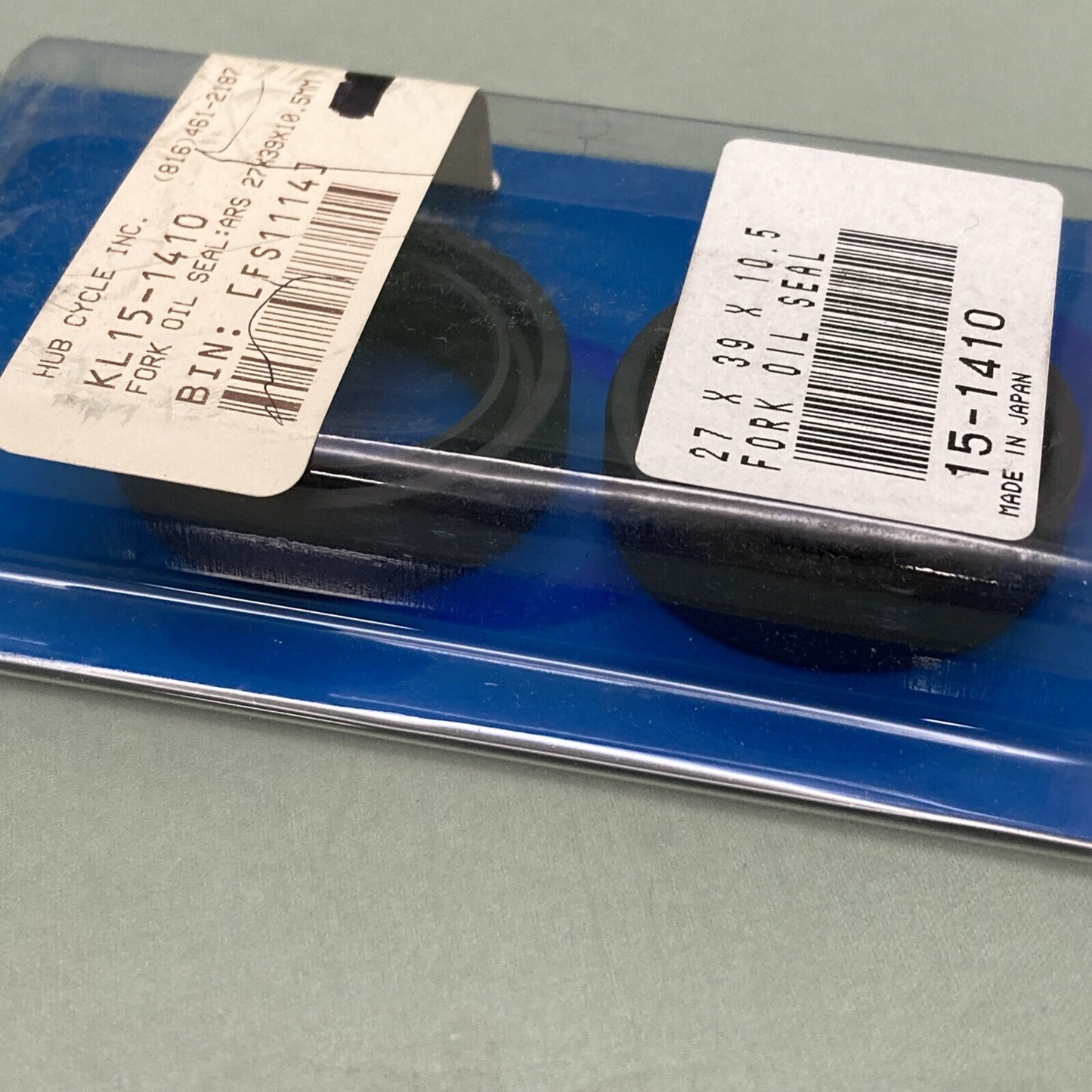 NEW K&L SUPPLY 15-1410 FORK OIL SEAL 27X39X10.5