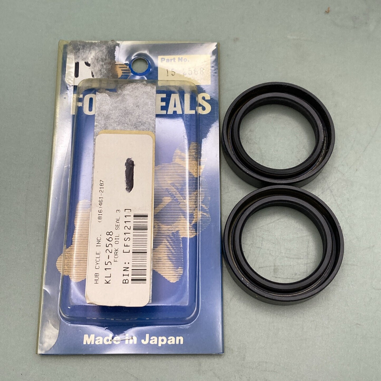 NEW K&L SUPPLY 15-2568 FORK OIL SEAL 39X52X11 FSM-037