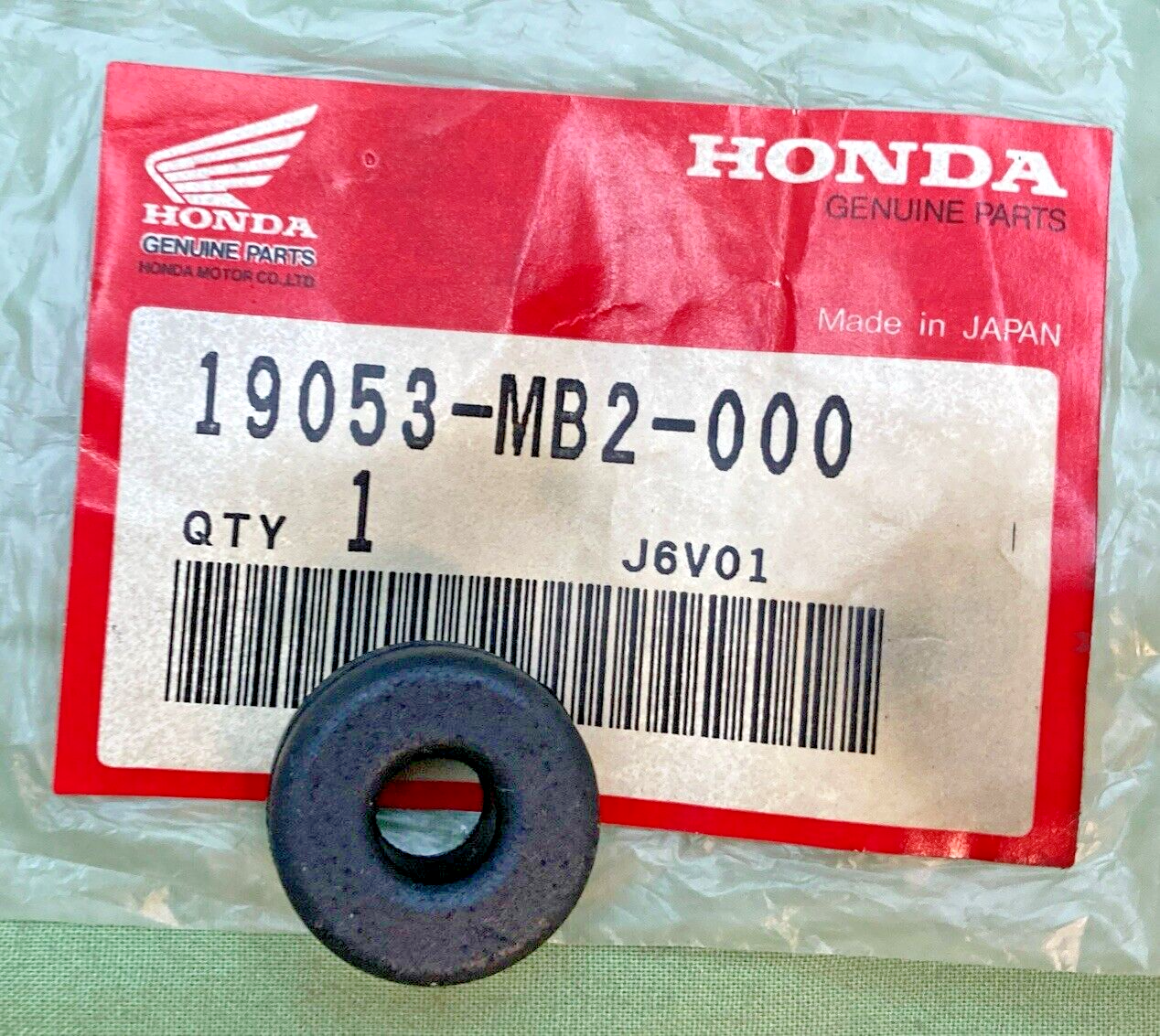 NEW GENUINE HONDA 19053-MB2-000 RADIATOR GROMMET