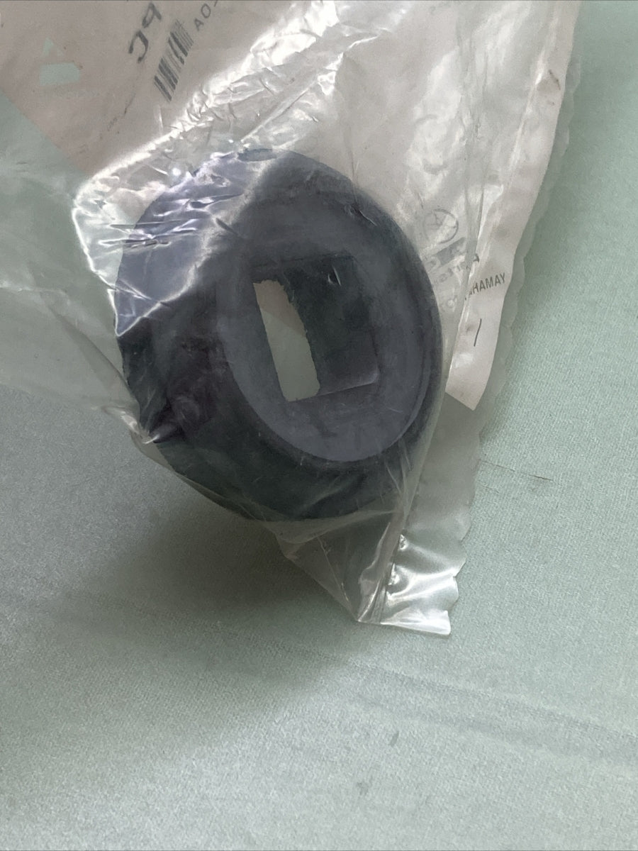 NEW YAMAHA 1E6-83321-00 DAMPER, FLASHER 1