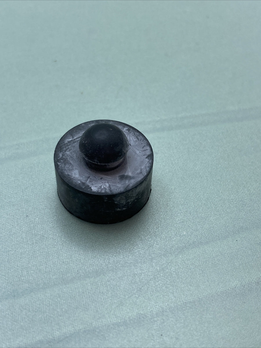 NEW GENUINE YAMAHA 90480-08374 GROMMET