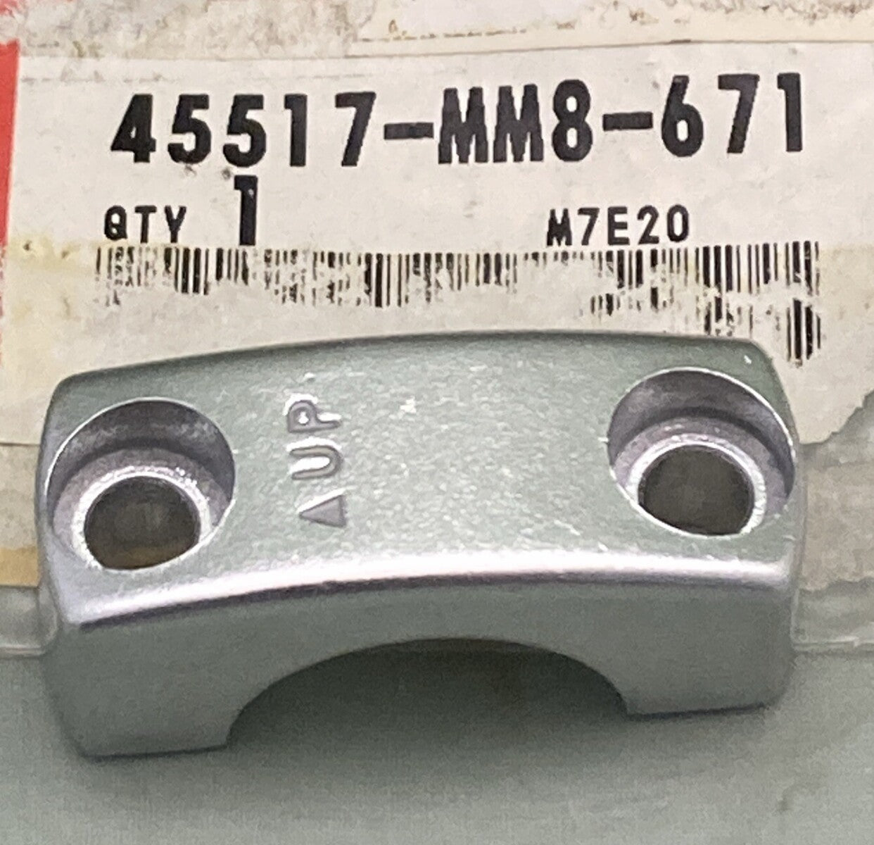 NEW GENUINE HONDA 45517-MM8-671 MASTER CYLINDER HOLDER