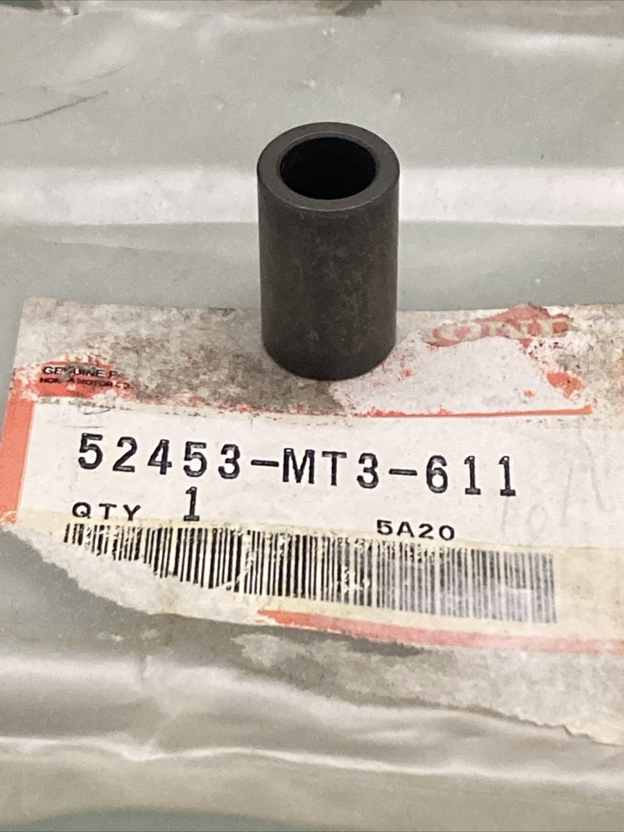 NEW GENUINE HONDA 52453-MT3-611 BUSHING COLLAR