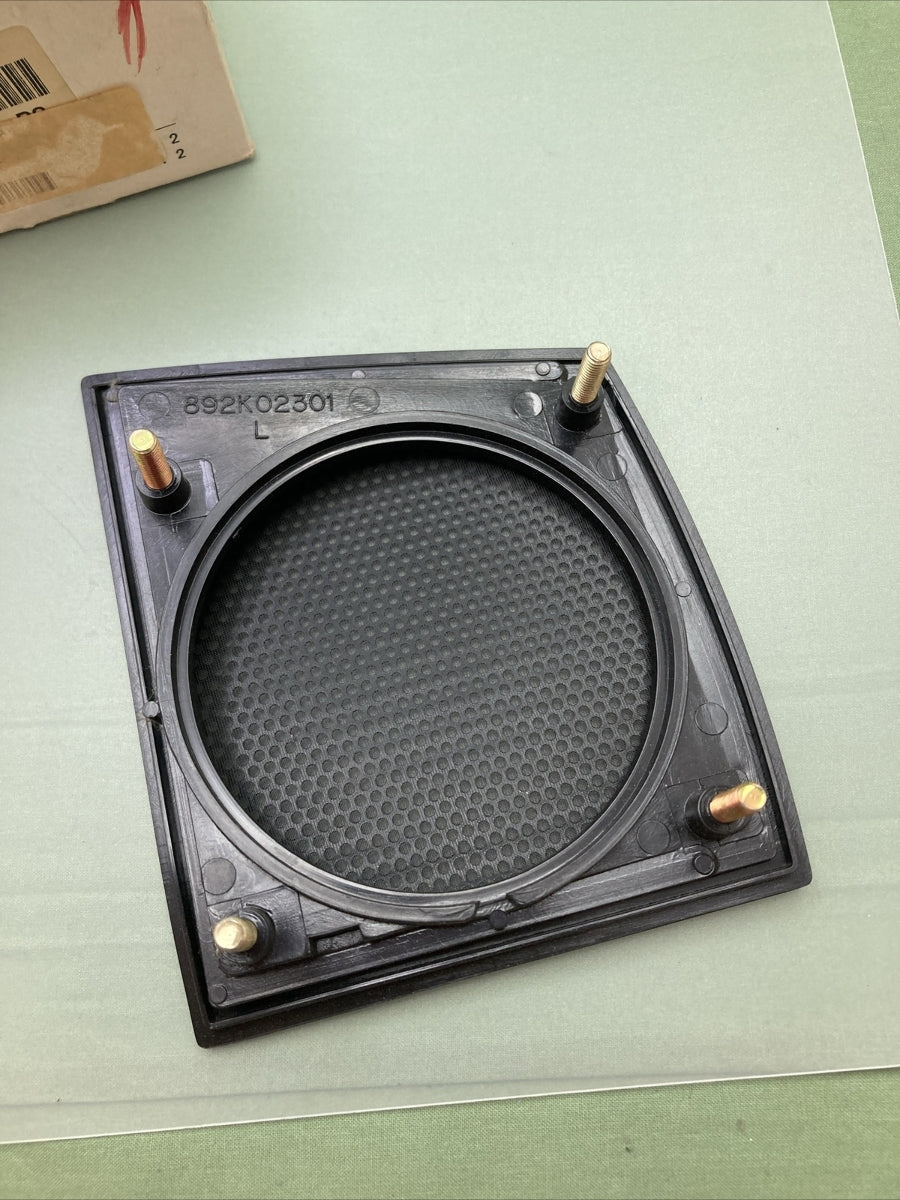 NEW GENUINE YAMAHA 26H-88163-00 GRILL, SPEAKER 1