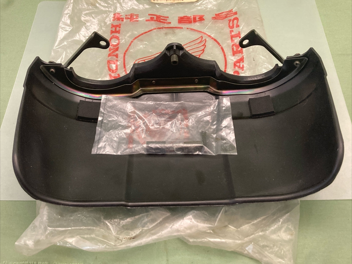 NEW GENUINE HONDA 08154-4610008 METER HOOD