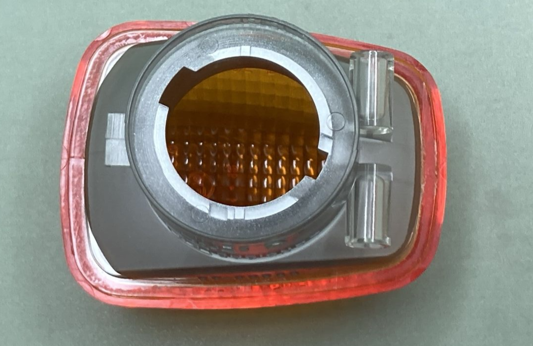 NEW TOKAIDENSO 35600-83 Turn Signal Right HOUSING Suzuki TL1000S 97-01