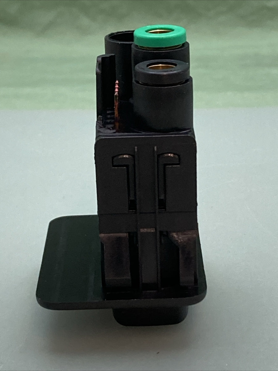 NEW GENUINE PETERBILT 08-03333-004 VALVE-AIR ROCKER OPERATED PTO