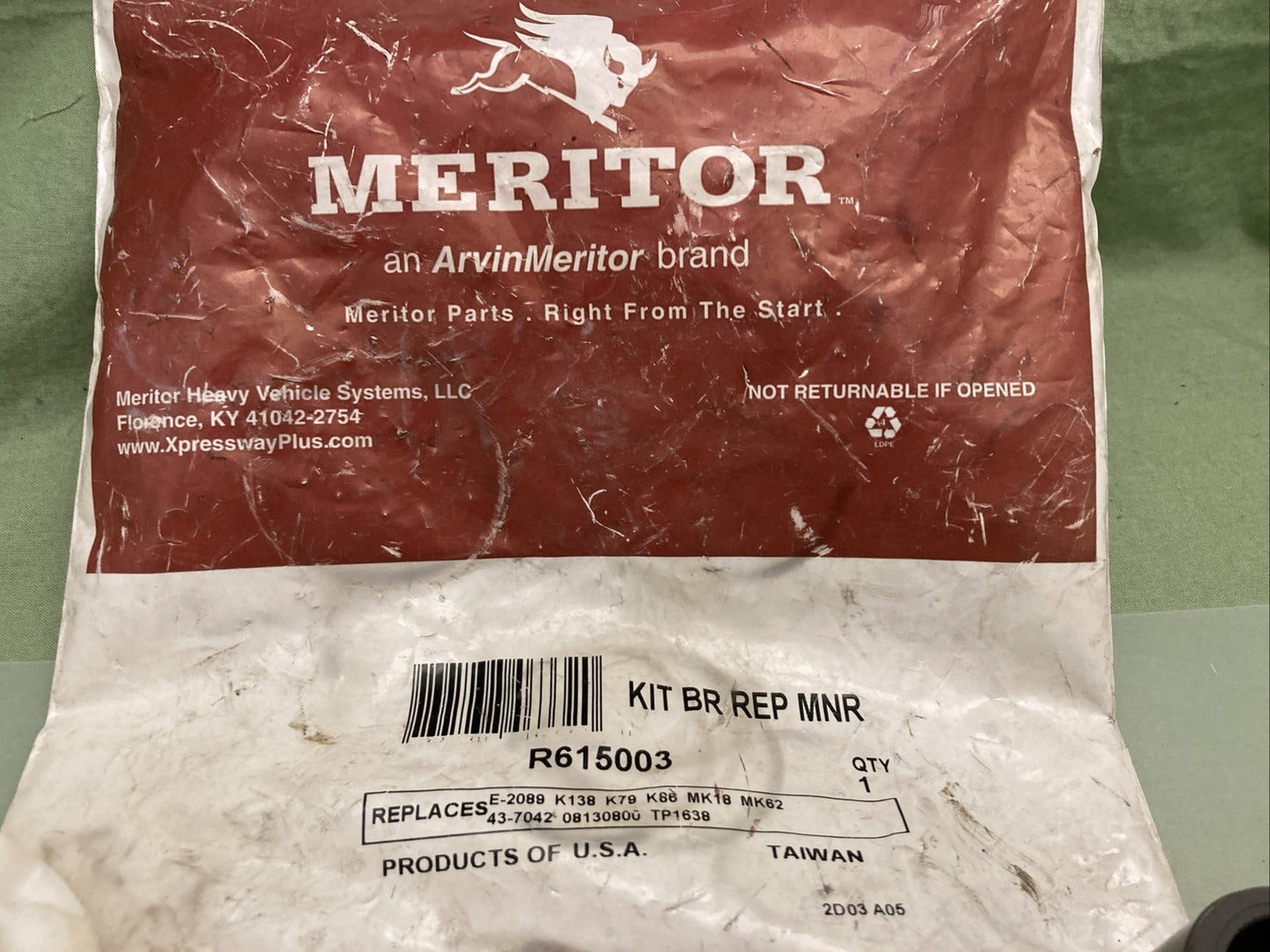NEW GENUINE MERITOR R615003 CAMSHAFT REPAIR KIT