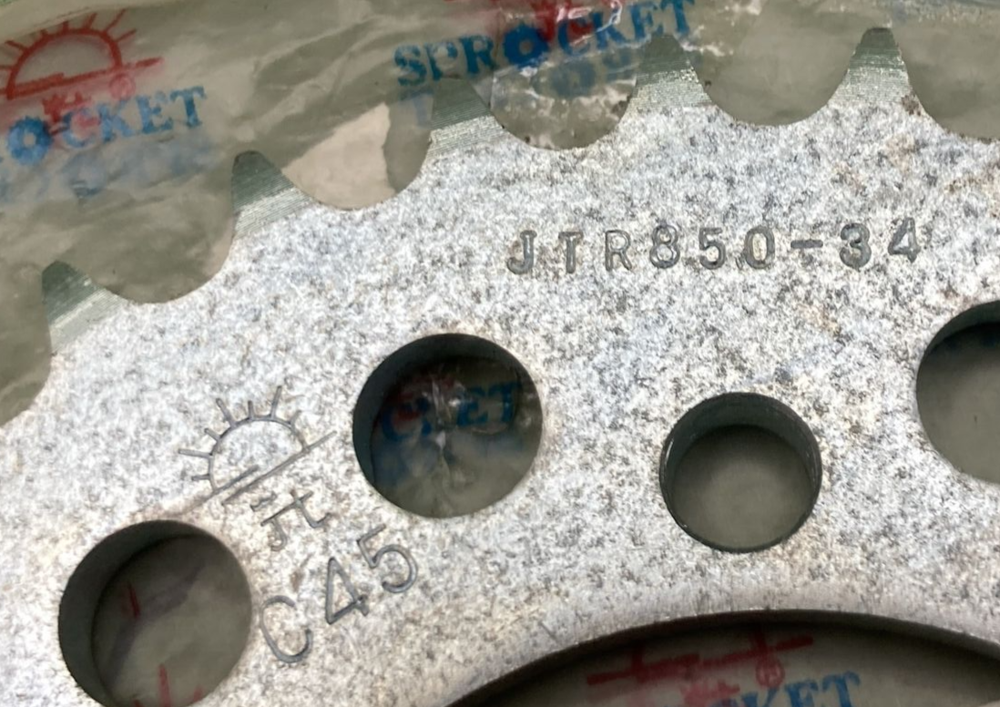 NEW GENUINE JT JTR850-34 34 T CARBON STEEL REAR SPROCKET YAMAHA