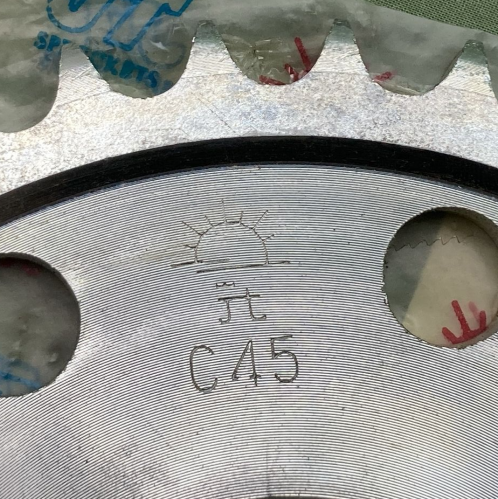 NEW GENUINE JT JTR284.37 37 T REAR SPROCKET HONDA