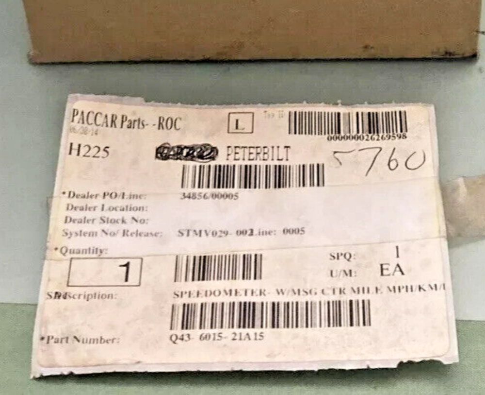 NEW GENUINE PACCAR Q43-6015-21A15 PETERBILT Speedometer-W/Msg Ctr Mile