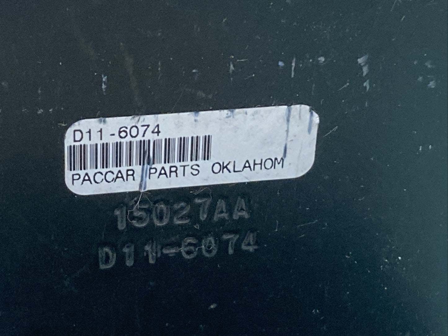 NEW PACCAR D11-6074 BRACKET-FUEL FILTER STL