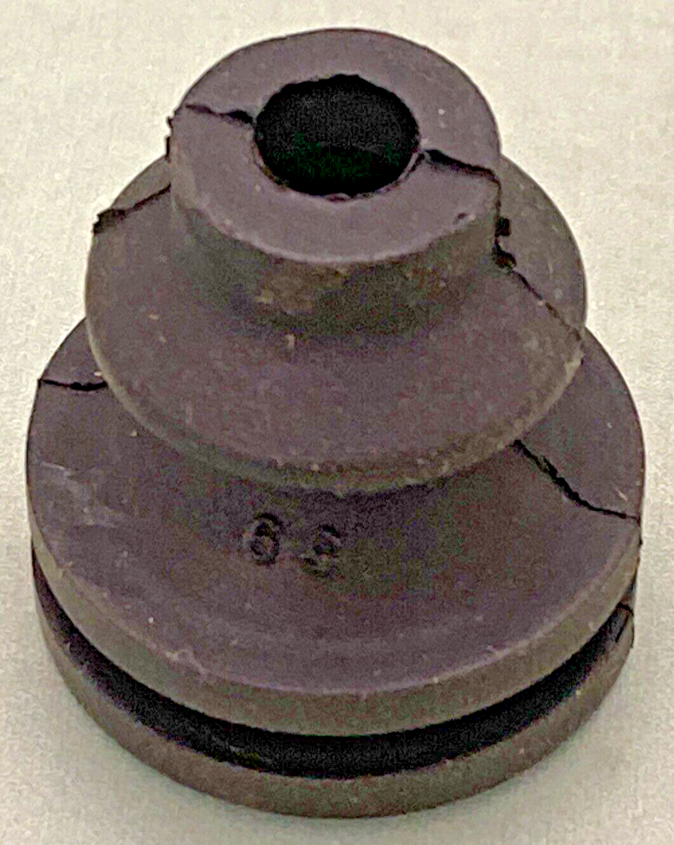 NEW GENUINE MERCURY QUICKSILVER 30614 Push Rod Rubber boot OUTBOARD 65-70HP 80HP