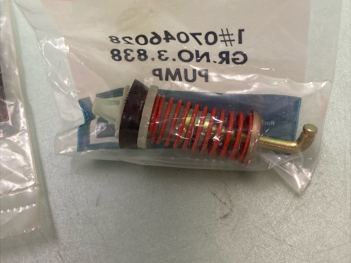 NEW GENUINE MERCURY QUICKSILVER 1397-8769 PUMP KIT