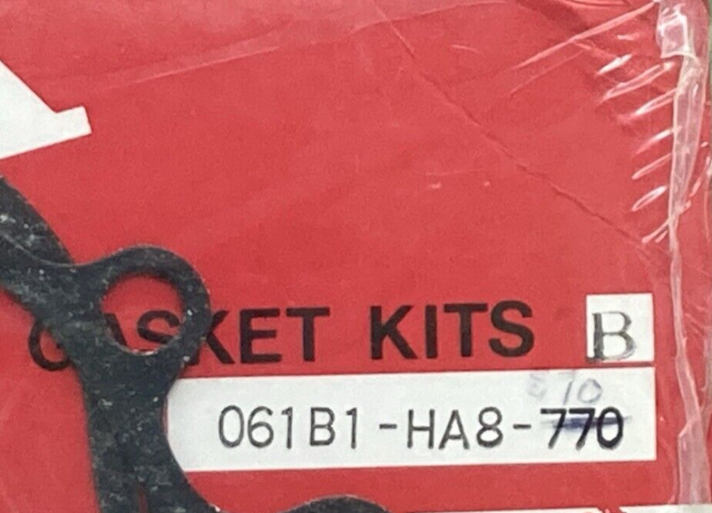 NEW GENUINE HONDA 061B1-HA8-770 GASKET KIT B - COMPLETE