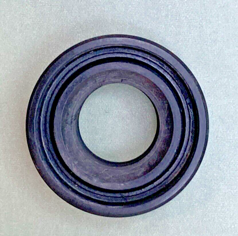NEW GENUINE KAWASAKI 92050-003 OIL SEAL FRONT DRUM