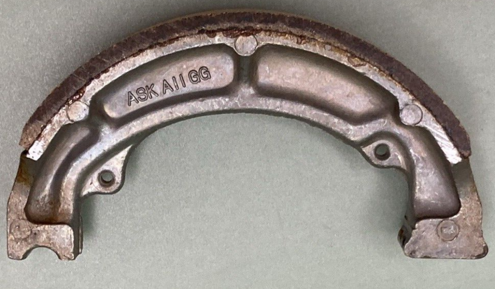 NEW GENUINE KAWASAKI 41048-015 BRAKE SHOE