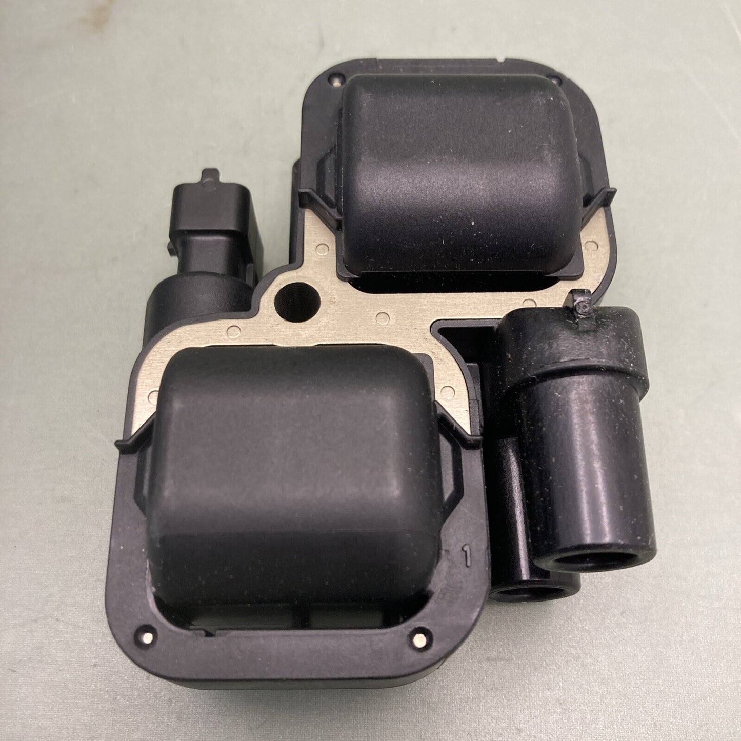 NEW GENUINE BERU ZS297 Ignition Coil Mercedes-Benz 0040.100.297