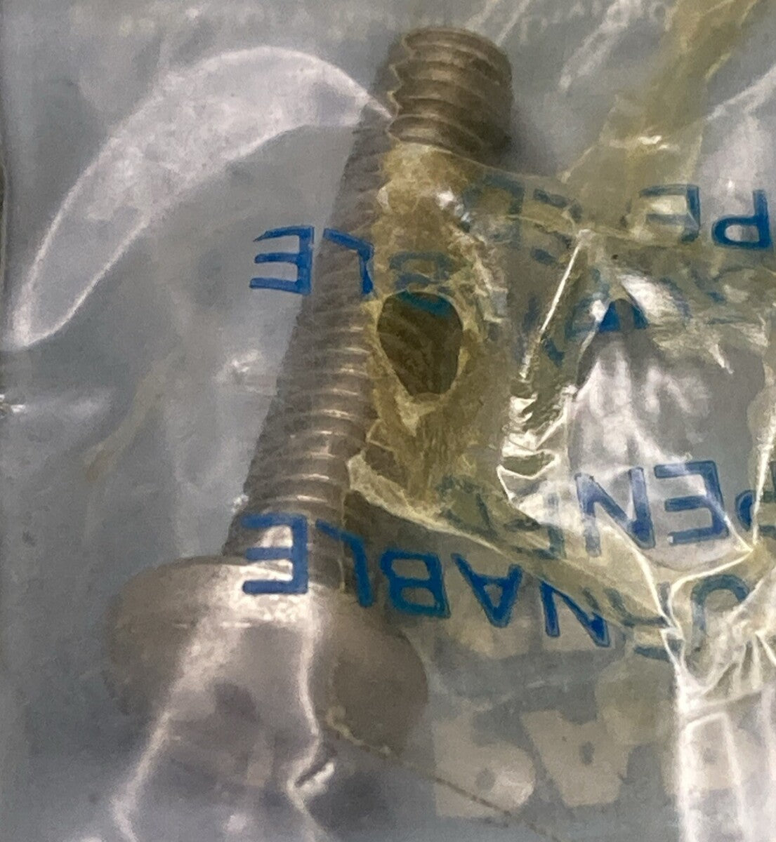 NEW GENUINE MERCURY QUICKSILVER 10-40019130 SCREW COWLS OUTBOARD 8-25HP