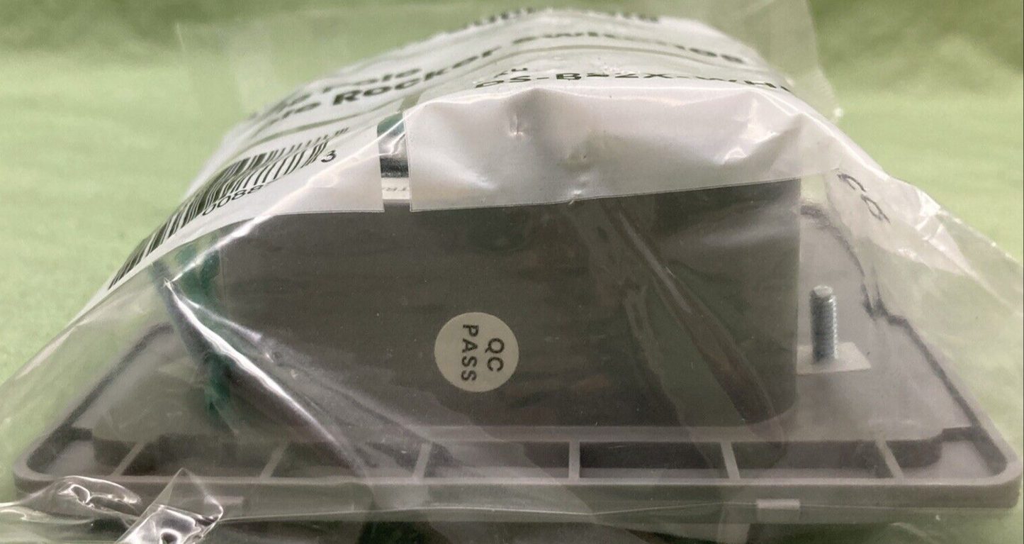 NEW DEAKO DS-BS2X-WHNL-UCQ SWITCH 2-GANG QUICK WIRE BACKPLATE SINGLE POLE