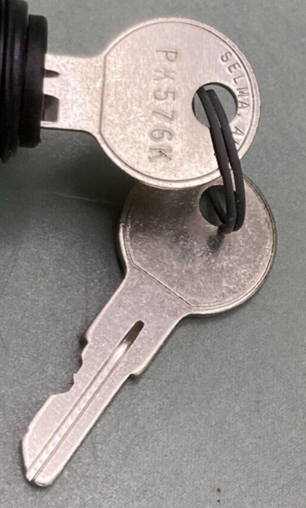 NEW GENUINE MARINEWORKS MP41030 IGNITION SWITCH "OFF-ON-START" W/ 2 KEYS