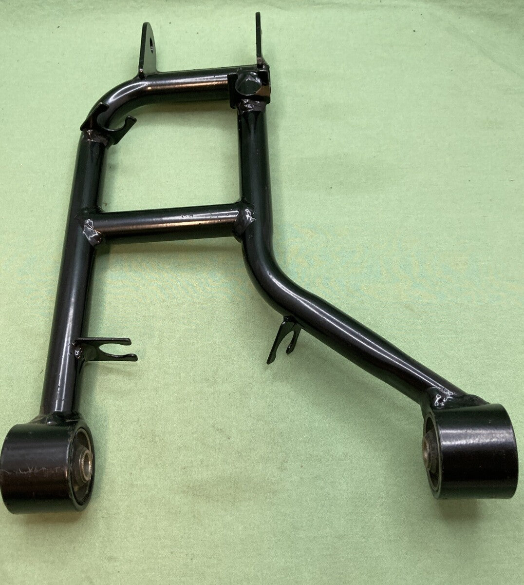 NEW REPLACES ARCTIC CAT 0504-306 Arm, Rear - Upper Right