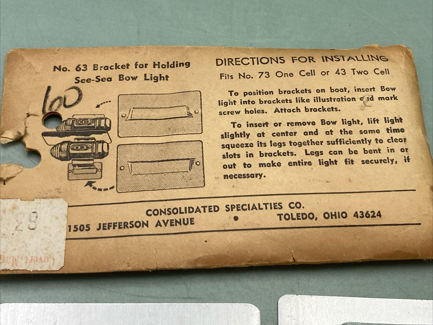 NEW CONSOLIDATED SPECIALTIES CO. BRACKET FOR HOLDING SEE-SEA BOW LIGHT, NO SCREW