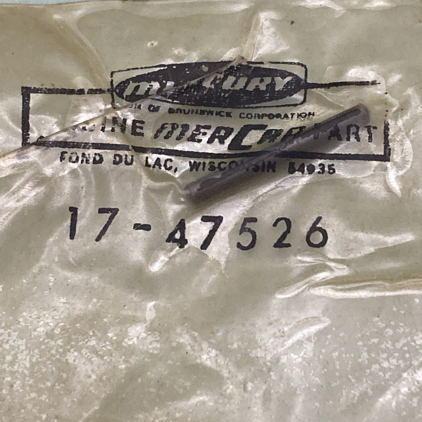 QTY 2 NEW GENUINE MERCURY QUICKSILVER 17-47526 PIN IMPELLER DRIVE MERC 250 MIE