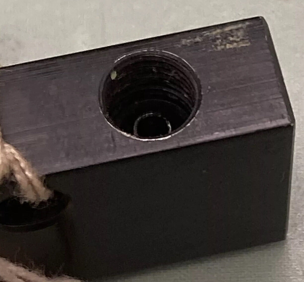 MERCURY 36142 GIMBAL HOUSING HOSE BLOCK