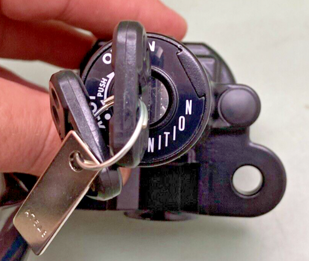 NEW GENUINE YAMAHA 2C0-82501-10 MAIN SWITCH STEERING LOCK