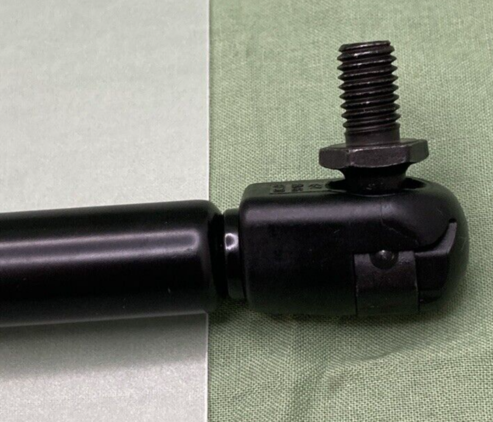 NEW GENUINE YAMAHA 5UG-F8415-00 DAMPER 1